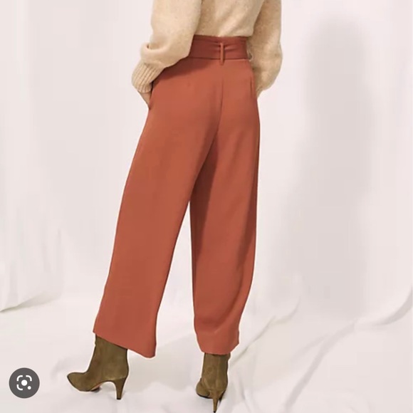 Aritzia Paper bag pants - Picture 2 of 5